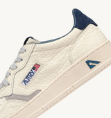MEDALIST LOW SNEAKERS IN BLUE DEPTHS AND VAPOR LEATHER