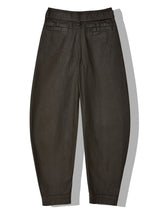 belted tapered-leg trousers - LISKAFASHION