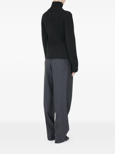 トップス ISMASU 25SS M.S. CREST CARDIGAN 46 トップス ISMASU 25SS M.S. CREST CARDIGAN 46 トップス ISMASU