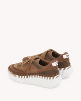 Nama sneaker