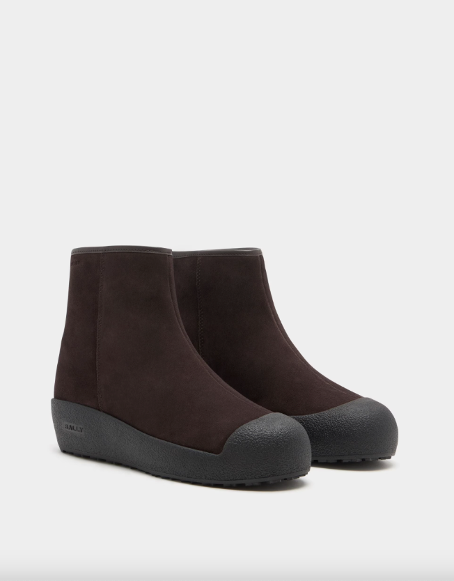Curling Bootie in Ebano Suede