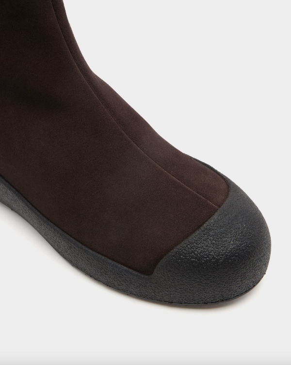Curling Bootie in Ebano Suede