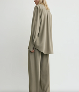 Classic tuxedo shirt taupe