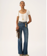 Scoop-neck fitted T-shirt in cotton