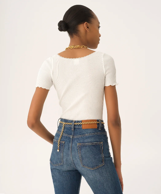 Scoop-neck fitted T-shirt in cotton