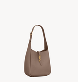 LE 5 À 7 supple small in grained leather