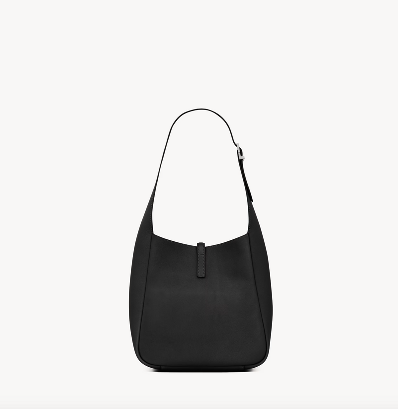 LE 5 À 7 supple SMALL in grained leather