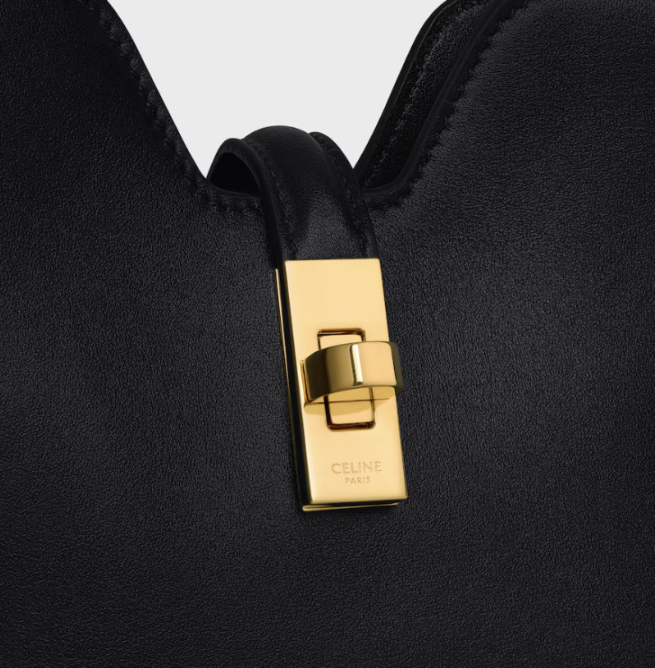 Shoulder camille 16 soft in smooth calfskin