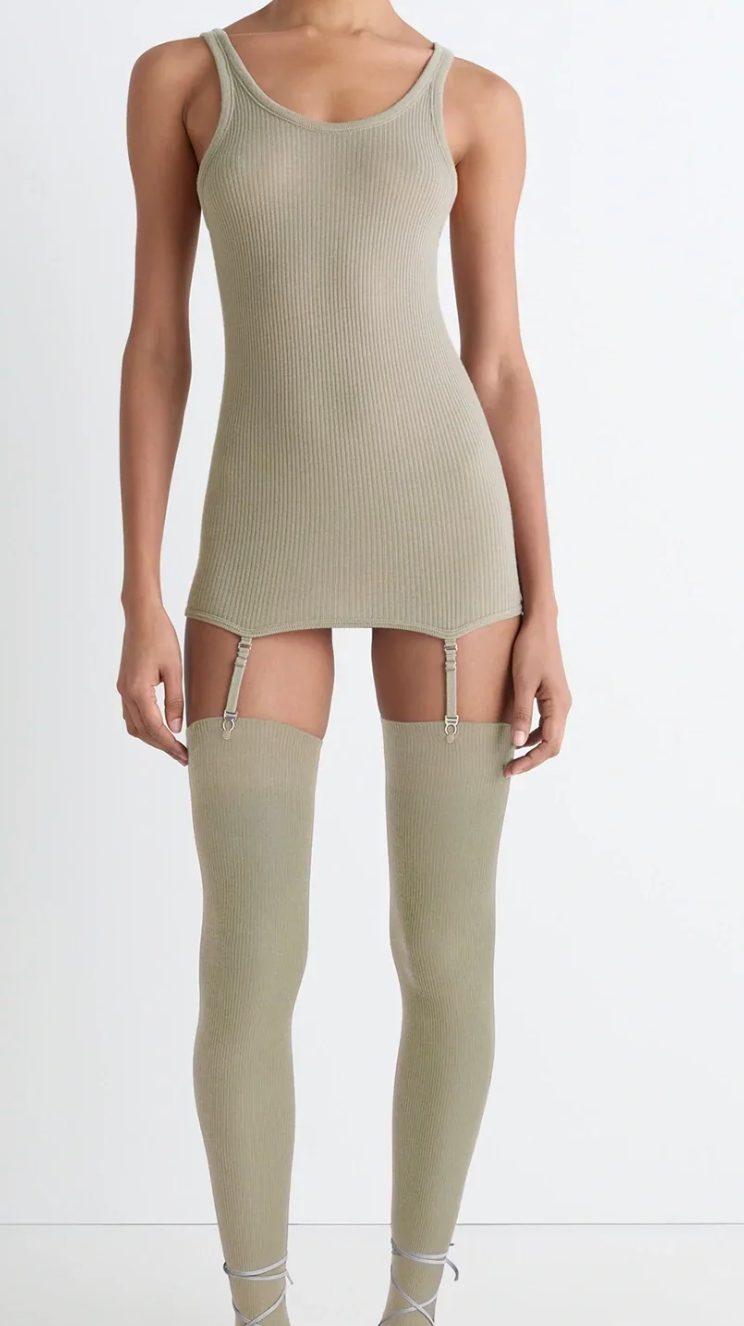 seemless short sleeves tank top with suspenders