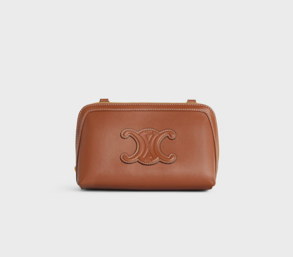 CLUTCH ON CHAIN IN SMOOTH CALFSKIN