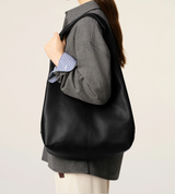 BLACK SMOOTH LEATHER ETIENNE HOBO BAG
