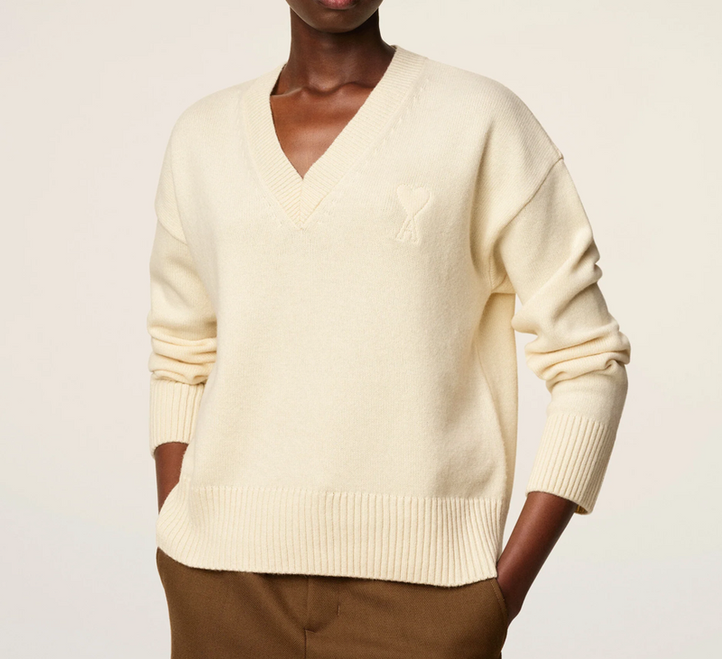 WHITE WOOL AMI DE COEUR V NECK SWEATER