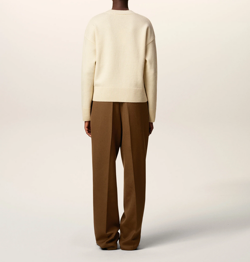 WHITE WOOL AMI DE COEUR V NECK SWEATER