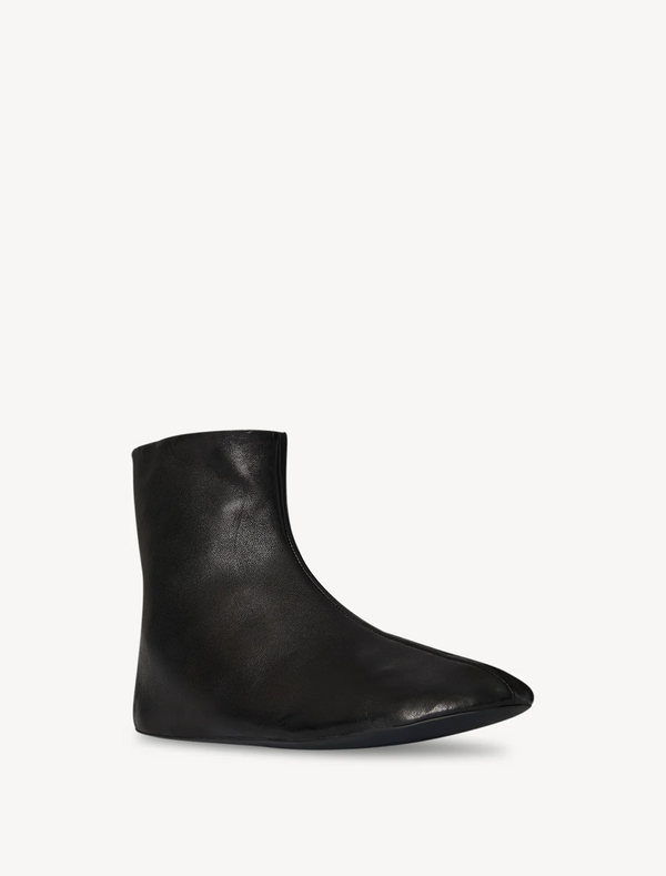 Stella Boot in Leather and Shearling