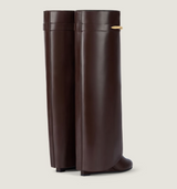 Shark boots in leather