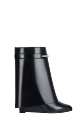 Shark ankle boots in leather