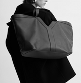 Y TOTE IN LEATHER