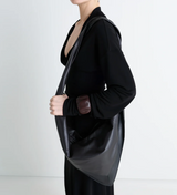 SMALL SCARF EXTENDED HANDLE BAG IN LEATHER