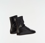 FLAT GLOVE ANKLE BOOTS IN SHINY NAPPA LAMBSKIN