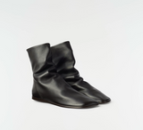 FLAT GLOVE ANKLE BOOTS IN SHINY NAPPA LAMBSKIN