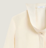 Shirt in silk with deconstructed collar