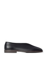 FLAT PIPED SLIPPERS IN SHINY NAPPA LAMB LEATHER