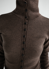 BUTTONED TOP IN FINE MERINO WOOL