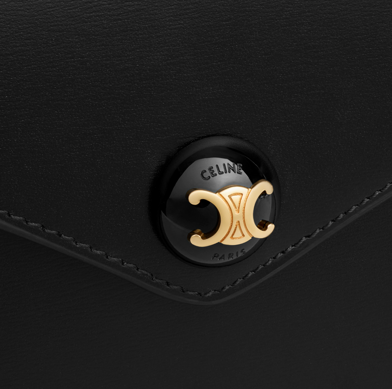 ENVELOPE WALLET ON CHAIN IN Shiny calfskin