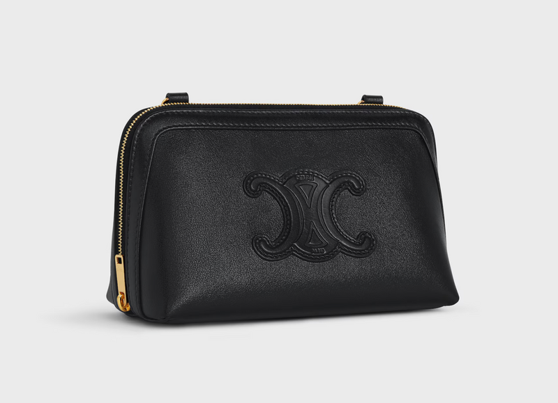 CLUTCH ON CHAIN IN SMOOTH CALFSKIN