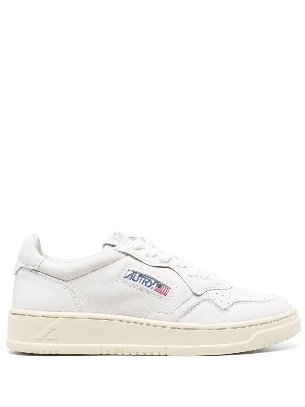 【送料&関税込】Autry Logo Patched Sneakers Autry Medalist W Sneaker » Buy online now!